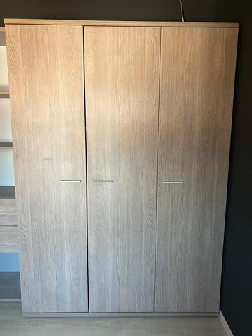 Volledige kinderkamer te koop €250 beschikbaar voor biedingen