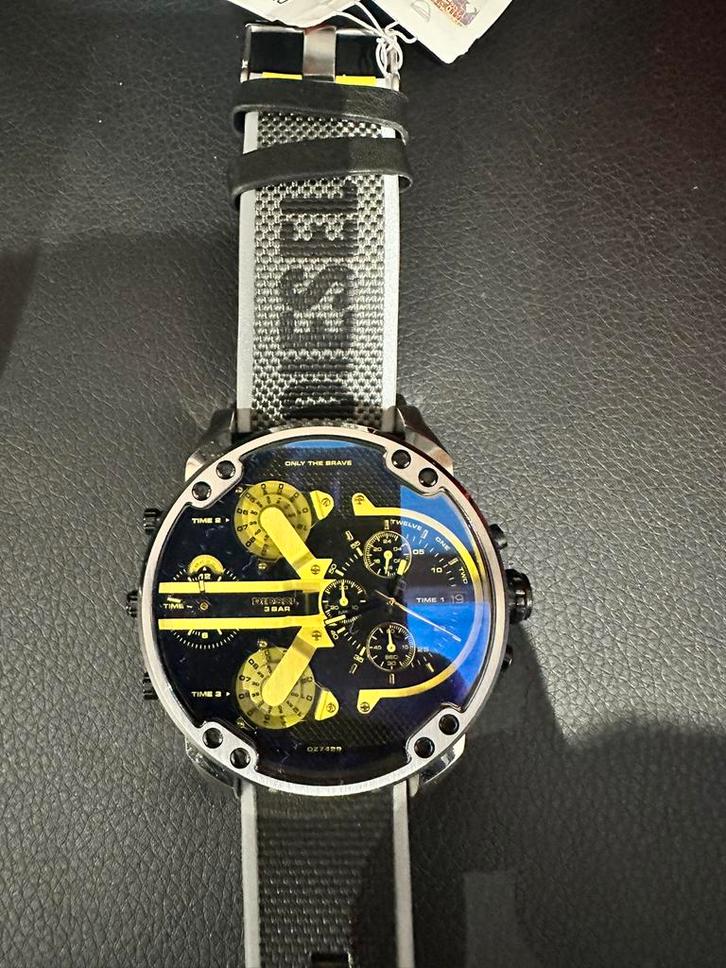 Montre Diesel Homme, Handtassen en Accessoires, Horloges | Heren, Zo goed als nieuw, Ophalen of Verzenden