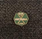 PIN - BAR VICTORIA LAVAL - BILJART - SNOOKER - POOL, Verzenden, Gebruikt, Sport, Speldje of Pin