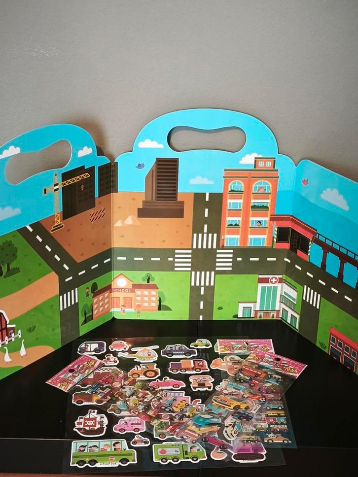 Livre de stickers repositionnable sur le thème des véhicules, Hobby en Vrije tijd, Denksport en Puzzels, Nieuw, Overige typen