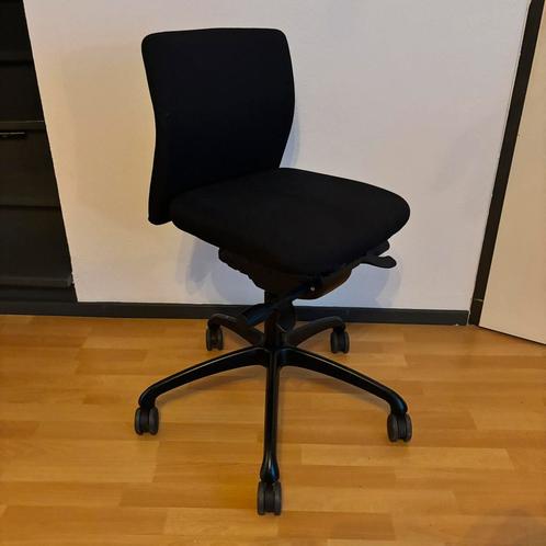 Löffler New Wave 2D bureaustoel, Antiek en Kunst, Antiek | Meubels | Stoelen en Sofa's, Ophalen of Verzenden