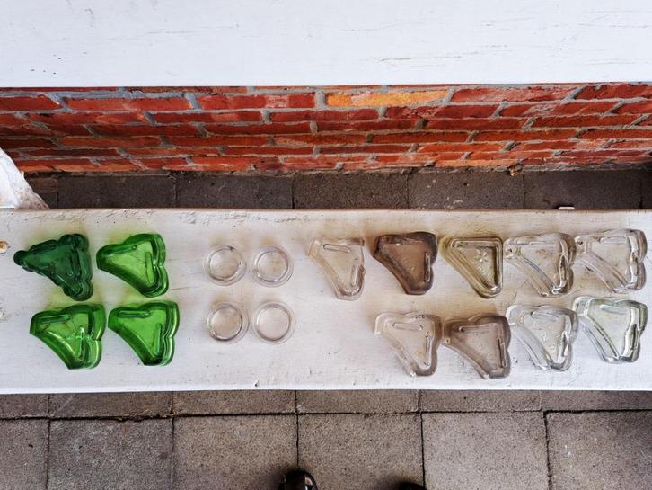 Antieke glazen verhogers voor kachel of meubelpoten, Antiek en Kunst, Antiek | Glaswerk en Kristal, Ophalen