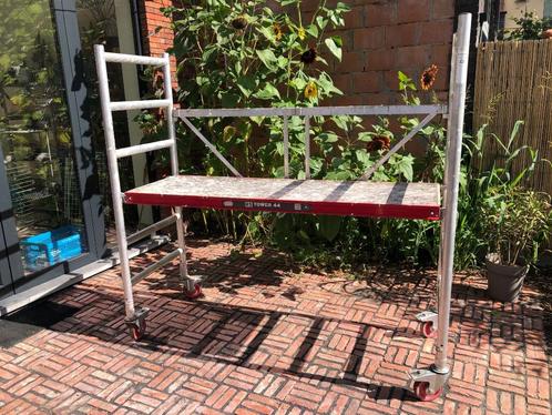 Vouwsteiger / Kamersteiger: Altrex RS 44-Power, Doe-het-zelf en Bouw, Steigers, Gebruikt, Rolsteiger of Kamersteiger, Minder dan 2 meter