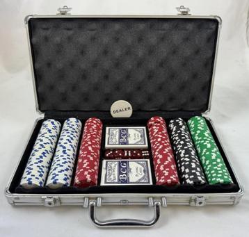 Pokerset 300 chips poker koffer blackjack beschikbaar voor biedingen