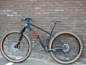 Mountainbike BH Ultimate Evo 8.5 (2023) — Fiets met koolstof beschikbaar voor biedingen
