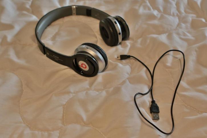 Casque type Beats by Dr. Dre – Quasi neuf, Audio, Tv en Foto, Hoofdtelefoons, Zo goed als nieuw, Beats, Ophalen of Verzenden