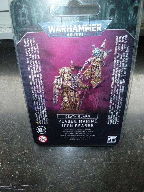 Warhammer 40K Death Guard Plague Marine Icon Bearer, Hobby & Loisirs créatifs, Wargaming, Neuf, Warhammer 40000, Enlèvement