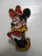 METALEN Pin ESSO  DISNEY  A . B, Verzamelen, Verzenden, Zo goed als nieuw