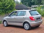 Skoda Fabia Benzine 1.2

Met airco bj 2009

199.000km, Particulier, Fabia, Te koop, Benzine