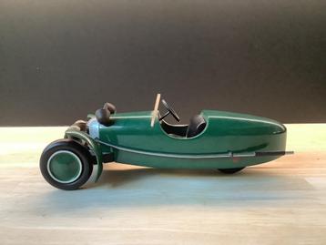 Michel Aroutcheff houten racewagen vintage collectie beschikbaar voor biedingen