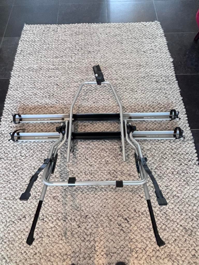 Fietsendrager Thule - opzetbaar, Ophalen, 2 fietsen, Zo goed als nieuw