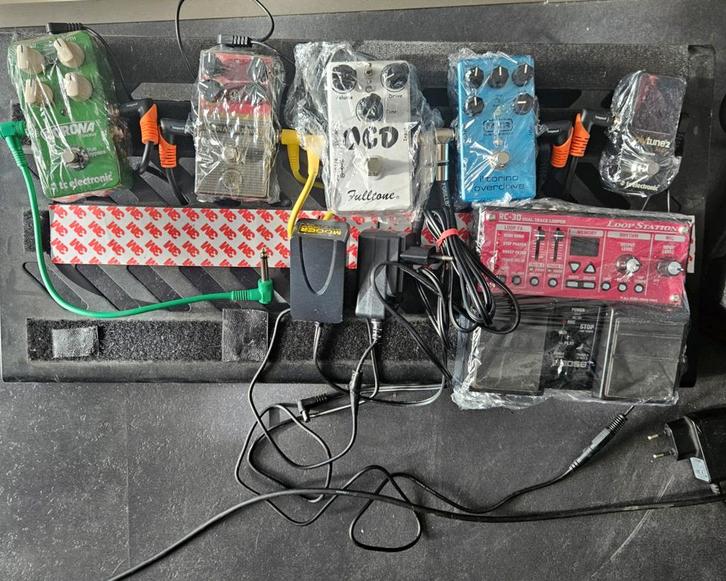 LOT PÉDALES GUITARE COMPLET (OCD / RC-30 / etc, Informatique & Logiciels, Ordinateurs de bureau