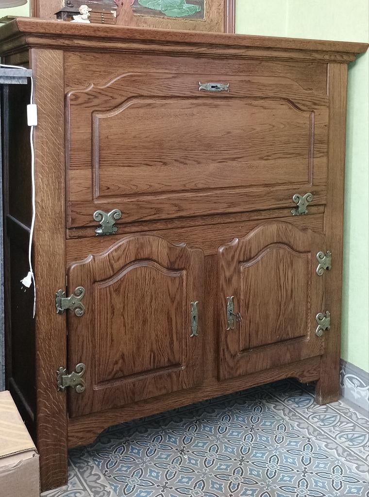 Ensemble 2 buffets / secrétaire/ meuble à alcool, Chêne