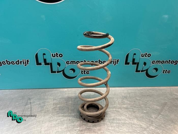 Ressort de flexion arrière d'un Opel Karl (Karl 15-), Autos : Pièces & Accessoires, Suspension & Châssis, Opel, Utilisé, 3 mois de garantie