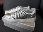 Zilveren lage schoen, Kleding | Dames, Overige kleuren, Ophalen of Verzenden, Zo goed als nieuw, Sneakers