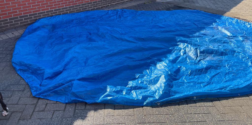 Couverture de piscine ovale 3,80 de large et 5,90 de long, Jardin & Terrasse, Comme neuf, Piscines hors sol, 300 cm ou plus, Enlèvement ou Envoi