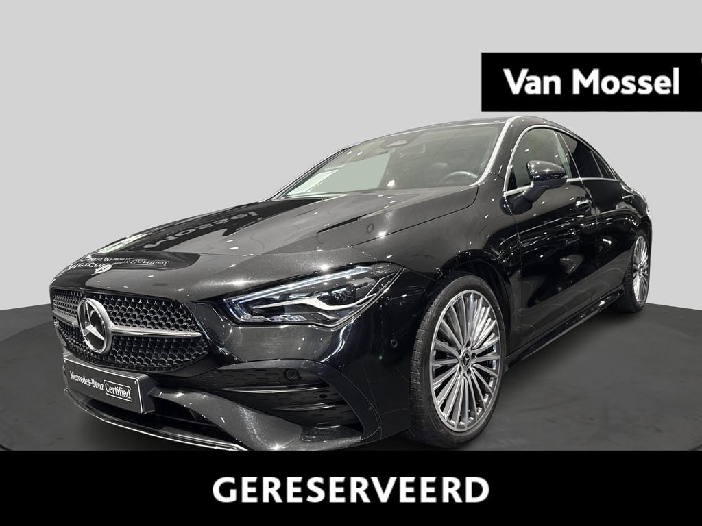 Mercedes-Benz CLA 200 AMG Line Coupé + PANORAMISCH DAK + CA, Auto's, Stof, 4 cilinders, 715 kg, 1435 kg