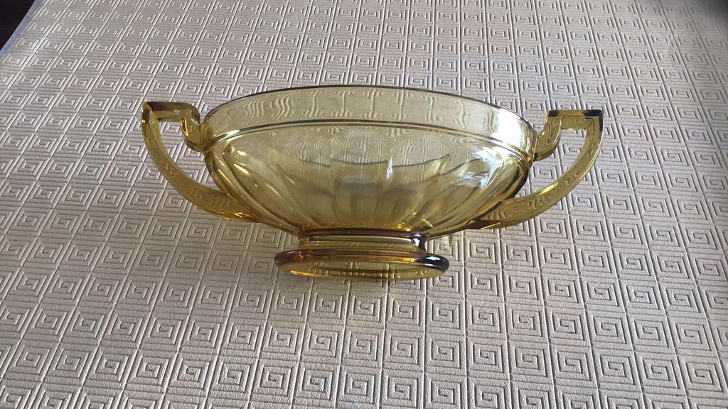 Fruitschaal V.S.L, Ophalen