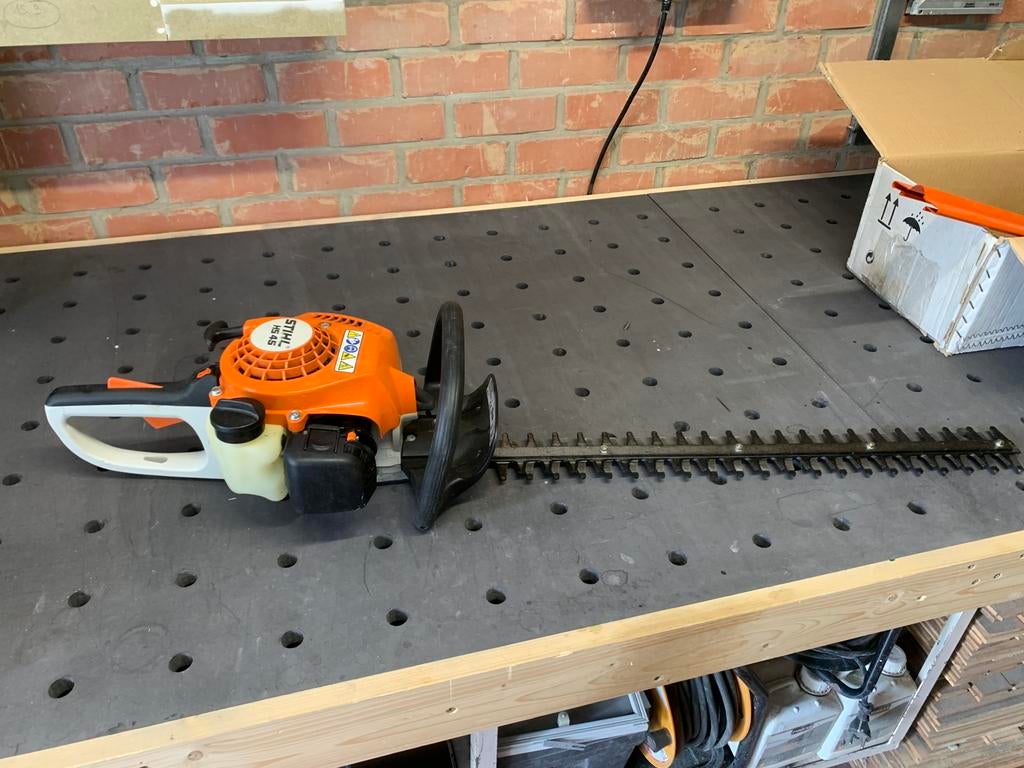 STIHL Heggenschaar op benzine, HS45/600mm, Tuin en Terras, Ophalen, Zo goed als nieuw, Benzine