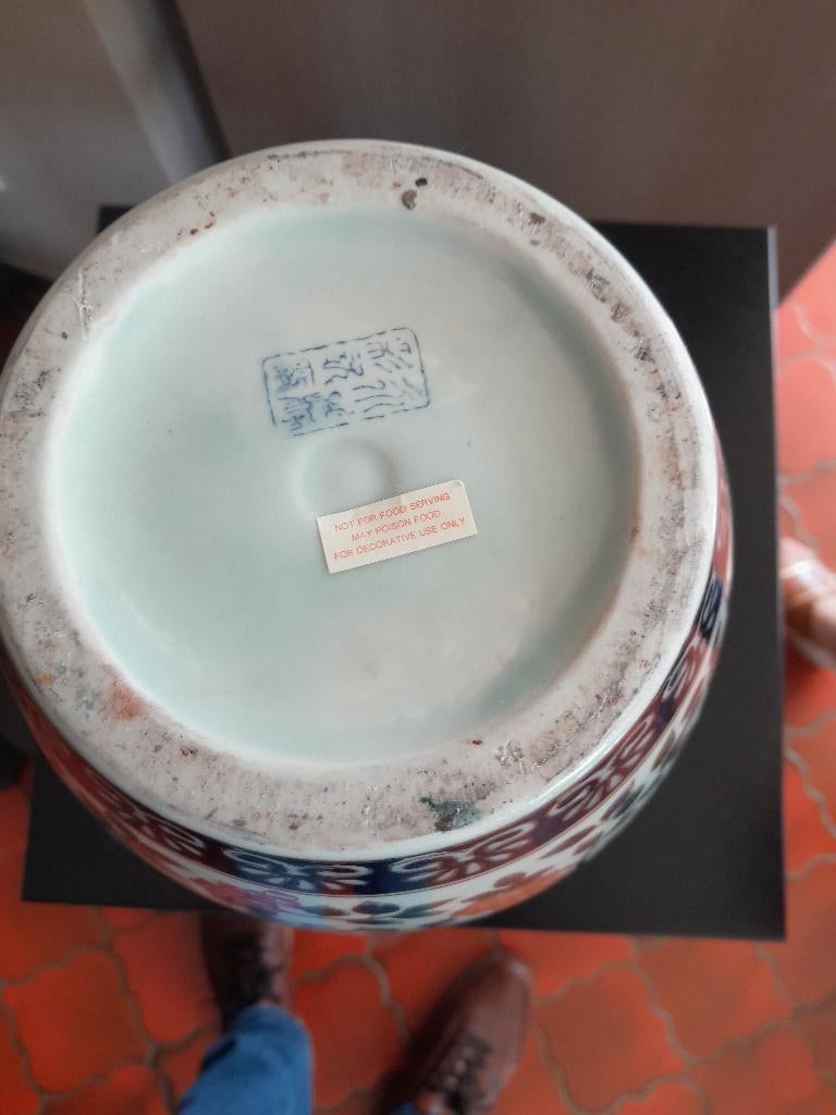 oude antieke vaas, Ophalen