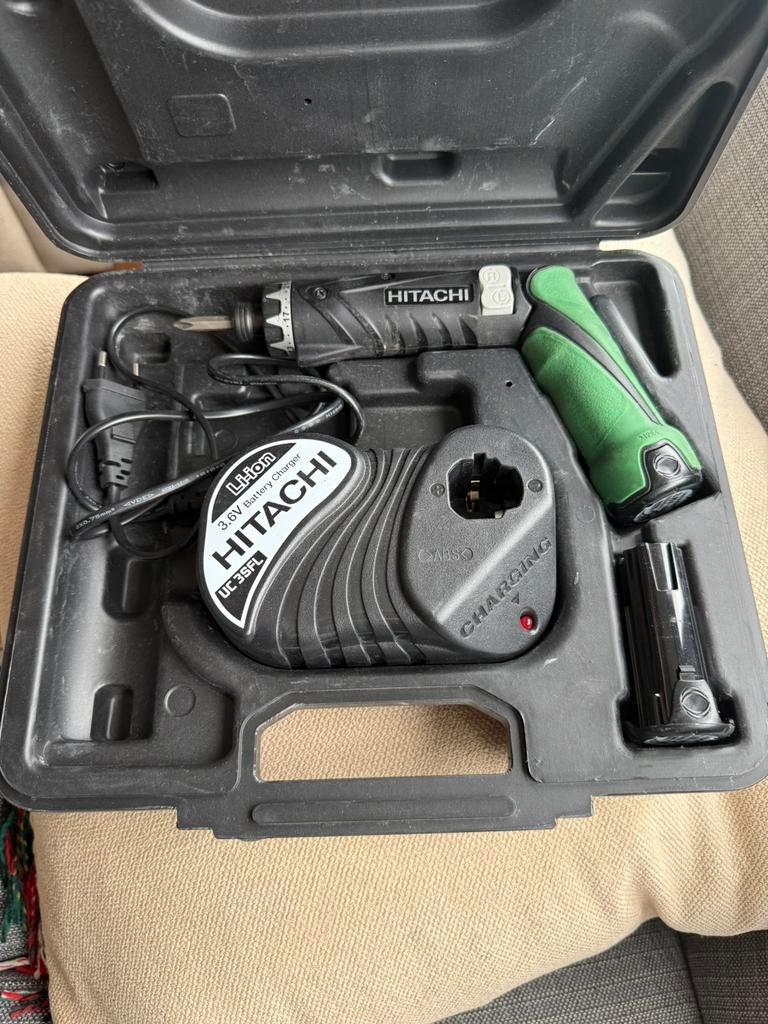 Hitachi schroefmachine 3,6v in box, Doe-het-zelf en Bouw, Ophalen, Gebruikt