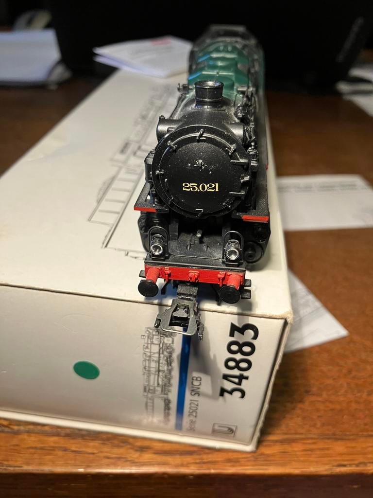 Märklin: Digital/Delta HO Steuergeräte im Kanton Bern