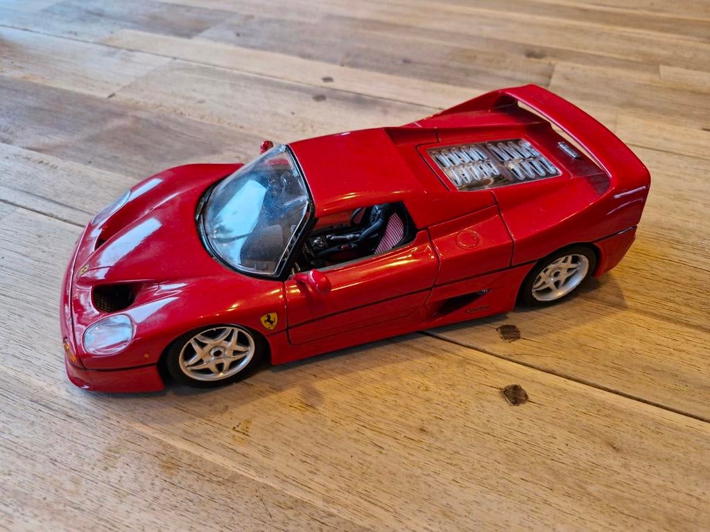 Ferrari F50. 1/18.  Burago, Ophalen, Burago