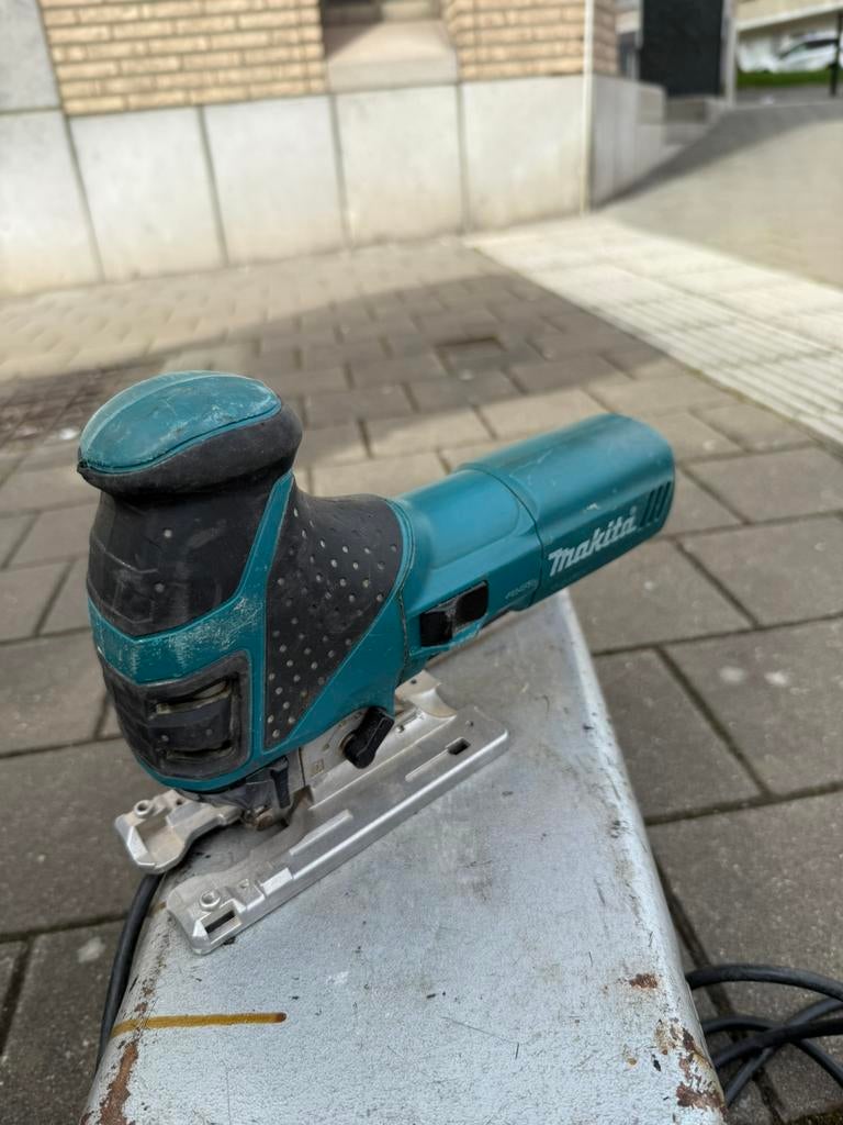 Makita 4351T Originele decoupeerzaag, Bricolage & Construction, Outillage | Ponceuses, Enlèvement ou Envoi, Comme neuf