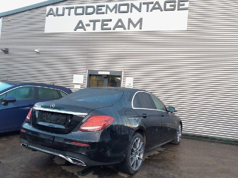 HOEDENPLANK Mercedes-Benz E (W213) (A21369040009F93), Auto-onderdelen, Interieur en Bekleding, Mercedes-Benz, Gebruikt