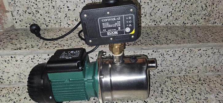 Pompe à eau de pluie DABJETinox 132-M Control-D, Jardin & Terrasse, Jardin & Terrasse Autre, Comme neuf, Enlèvement