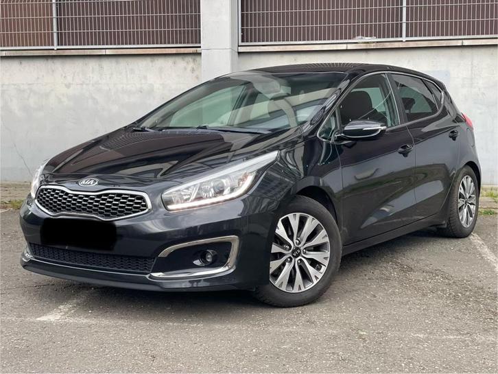 Kia Ceed 1.4i Euro 6 CAR PLAY, Autos, Kia, Particulier, (Pro) Cee d, ABS, Caméra de recul, Airbags, Air conditionné, Android Auto
