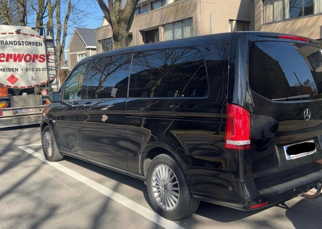 Mercedes 116cdi Lange versie 9 zit aut. Mod 2022 trekhaak, Automaat, Monovolume, Zwart, Diesel