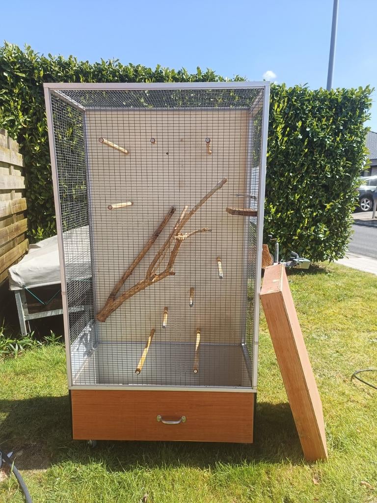 Gereserveerd Volière op wielen, Ophalen, Volière