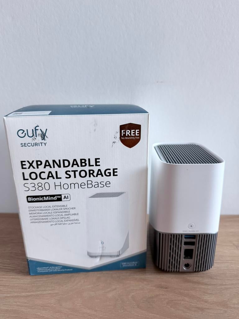 Eufy S330 eufyCam (eufyCam 3) + homebase 3 S380, Audio, Tv en Foto, Videobewaking, Ophalen of Verzenden, Zo goed als nieuw, Buitencamera