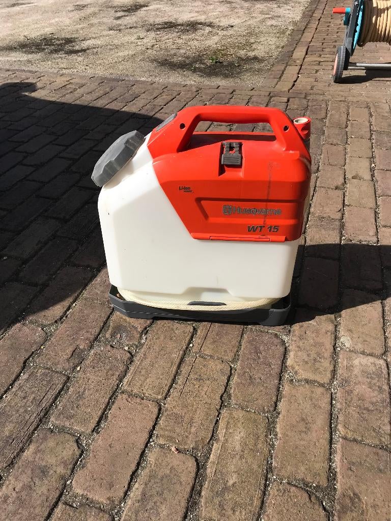 Husqvarna WT 15 watertank, Ophalen, Zo goed als nieuw, Elektrisch