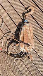 Zware tire fort, Ophalen