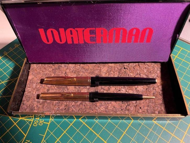 Waterman C/F fountain 18k & ballpoint pen set, Verzamelen, Pennenverzamelingen, Waterman, Ophalen of Verzenden
