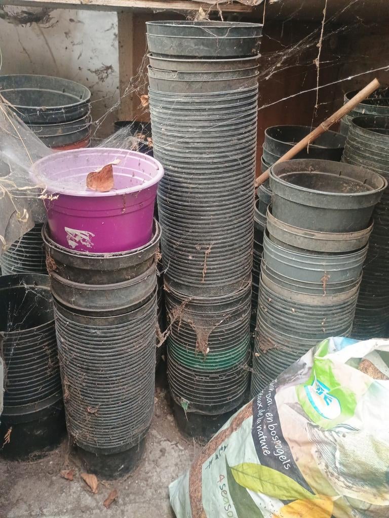 Plantenpotten bloempotten plastiek, Jardin & Terrasse, Pots de fleurs, Enlèvement