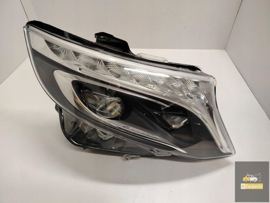 A4479064700, Mercedes V-Klasse W447 ILS Full Led Grijs Recht, Gebruikt, Mercedes-Benz AG, Mercedes-Benz, Mercedesstrasse 120
70372  Stuttgart, DE