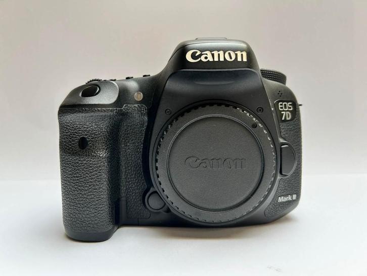 Canon EOS 7D Mark II - 75000 clicks, Audio, Tv en Foto, Fotocamera's Digitaal, Zo goed als nieuw, Spiegelreflex, Canon, Ophalen