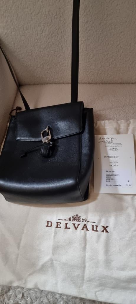 Delvaux Rubis Jumping Noir, Ophalen