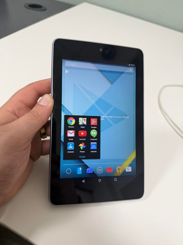 Tablette Google Nexus 7 32 Go fonctionnant de - Android, Informatique & Logiciels, Android Tablettes, Comme neuf, Wi-Fi et Web mobile