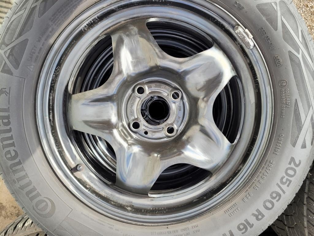 Roues acier Dacia Jogger 16", Pneus hiver, 16 pouces, Véhicule de tourisme, 205 mm