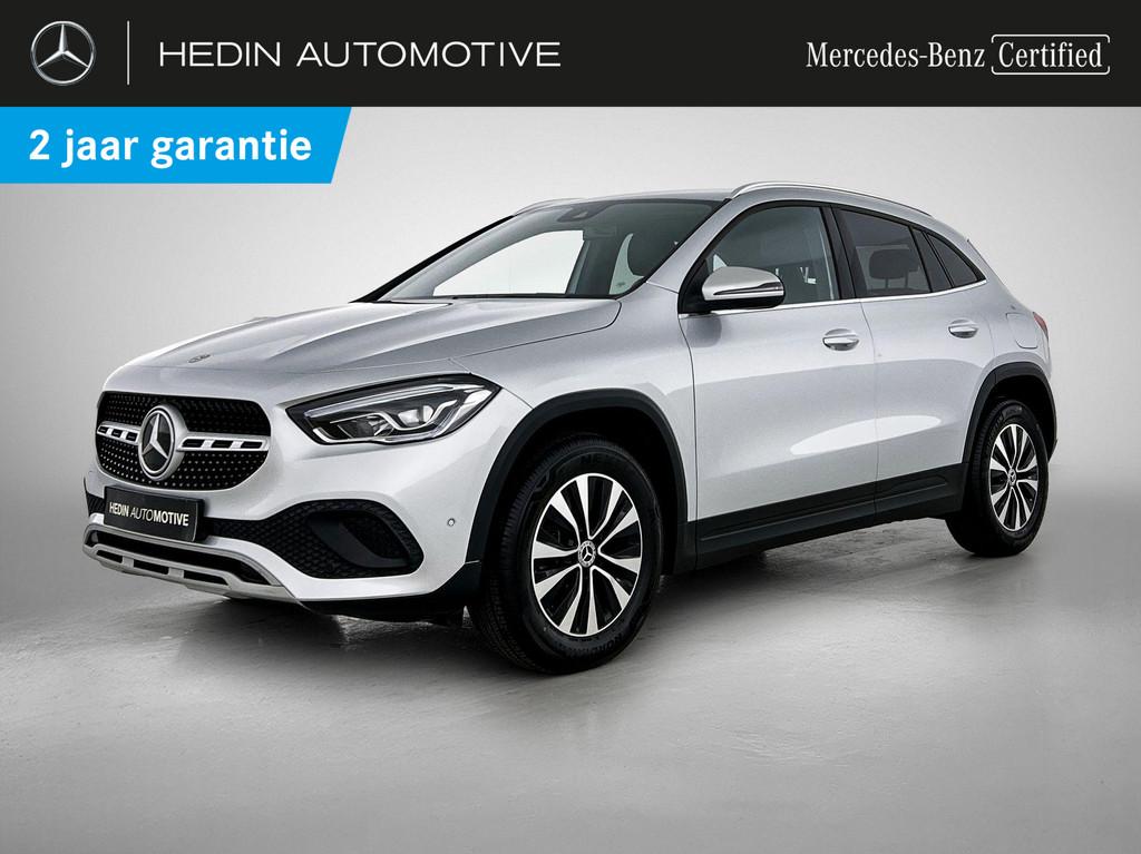 Mercedes-Benz GLA-Klasse 180 Business Line Verwarmde Zetels, Auto's, Mercedes-Benz, Stof, Gebruikt, Zwart, 4 cilinders