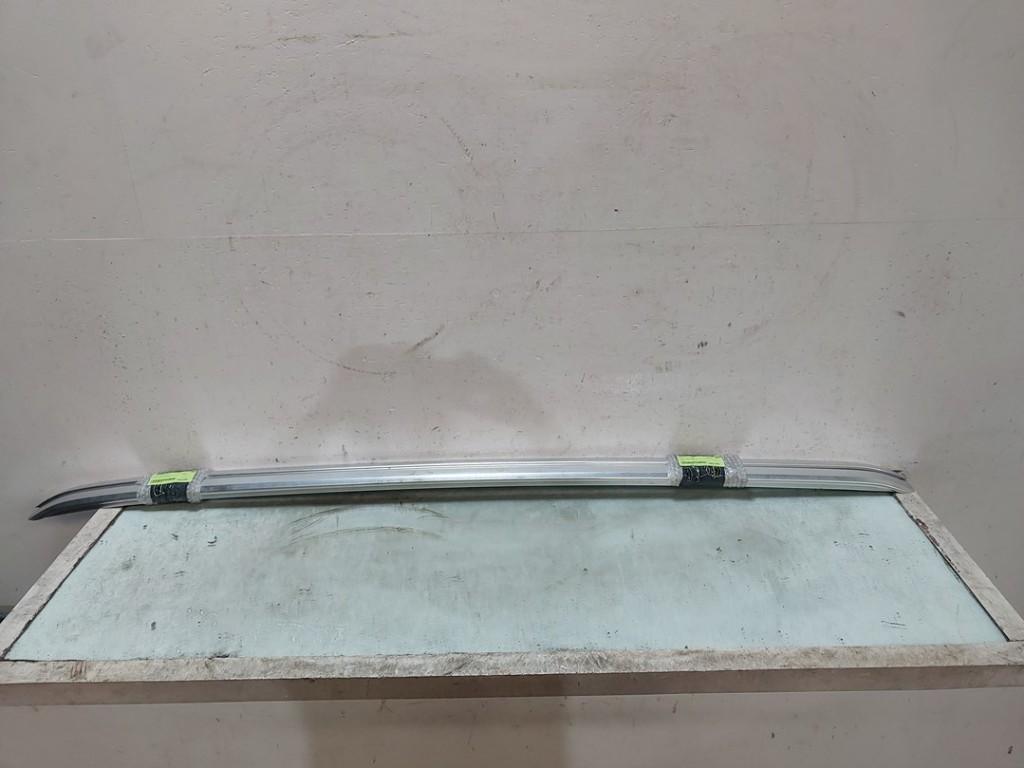 DAKDRAGER SET Peugeot 5008 II (M4 / MC / MJ / MR), Gebruikt, Peugeot