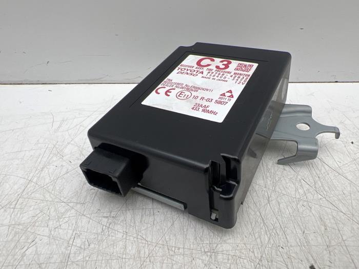 Module gonflage pneus d'un Toyota Rav-4, -, 3 mois de garantie, Toyota, Utilisé