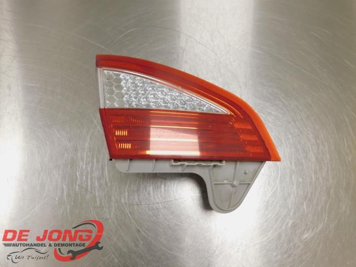 Achterlicht links van een Ford Mondeo, Gebruikt, -, -, Ophalen of Verzenden