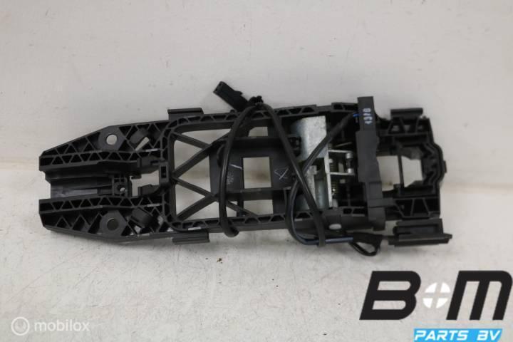 Portiergreepsteun links VW Golf 6 cabrio 5C5837885B, Utilisé