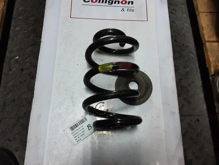 RESSORT DE SUSPENSION AVANT Renault Master II (FD / HD), Autos : Pièces & Accessoires, Suspension & Châssis, Renault, Utilisé