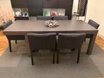 Table salle a manger et 6 chaises / fauteuils.Le tout 150€, Maison & Meubles, Comme neuf, Contemporain, Rectangulaire, Autres essences de bois